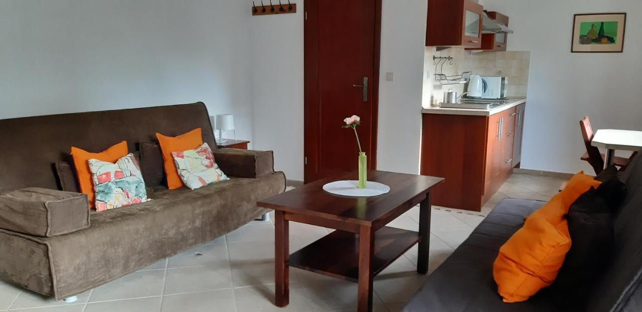 Apartamenty Kalinowa Рови Екстериор снимка