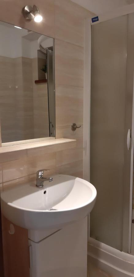 Apartamenty Kalinowa Рови Екстериор снимка